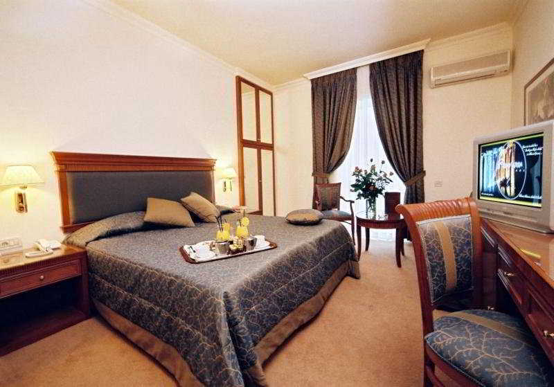 Athens Atrium Hotel & Jacuzzi Suites Room photo